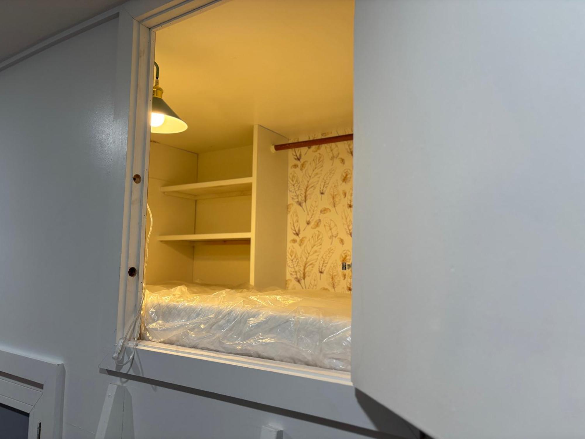 Capsule Hostel Newark Ngoại thất bức ảnh