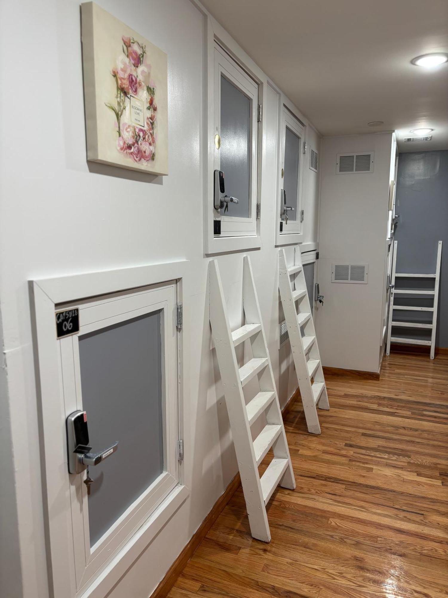 Capsule Hostel Newark Ngoại thất bức ảnh